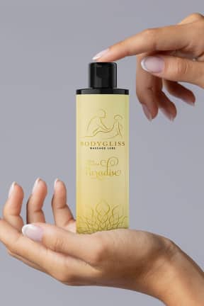 Drogerie BodyGliss Pina Colada Paradise 150 ml