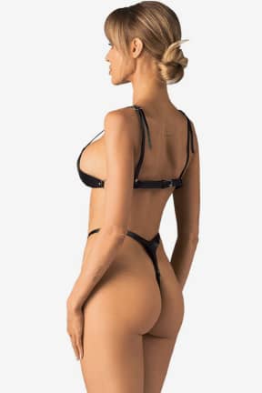 Dessous Obsessive - Crotchless Body Dame Controle - Black - OS - Heißer Harness-Bodysuit in Lederoptik mit offenem Schritt und verstellbaren Details.