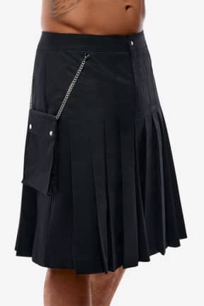 Dessous Svenjoyment - Kilt - Black - Maskuliner Kilt-Look mit Schwung - sitzt sicher und fühlt sich herrlich frei an. Abnehmbare Ketten-Tasche hält das Wichtigste nah am Körper, ohne Extra-Bag.
