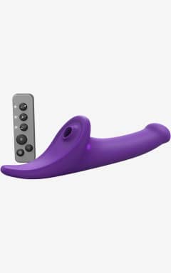 Strap-On-Me - Multi Orgasm Dildo - S - Purple - Spüre doppelte Lust: sanfte Vibration innen und ein fernsteuerbares Lecken außen. Kompakt, body-safe Silikon und wiederaufladbar - für spielerische Kontrolle solo oder zu zweit.