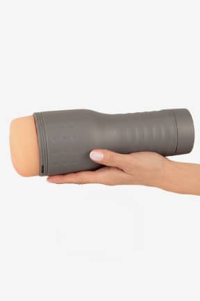 Pocket Pussy V-Stroker Melissa - Diese Taschenmuschi verwöhnt Dich mit superrealer, elastischer TPE-Textur für intensives, nasses Gefühl.  
Kompakt, leise und diskret mit Schutzkappe – die Hülle ist abnehmbar und easy zu reinigen.