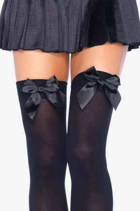 Dessous Leg Avenue - Nylon Thigh Highs with Bow - Samtig weiche, blickdichte Overknees schmiegen sich an und geben Dir sexy Komfort. Verspielte Satin-Schleifen setzen den süßen Wow-Akzent für jedes Outfit.