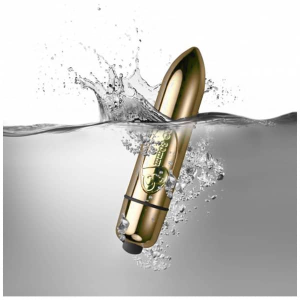 handlicher masturbator mit vibro bullet 9 cm Calexotics Silicone Remote Bullet Vibrator Geschoss mit Fernbedienung 9cm  Schwarz main image 1